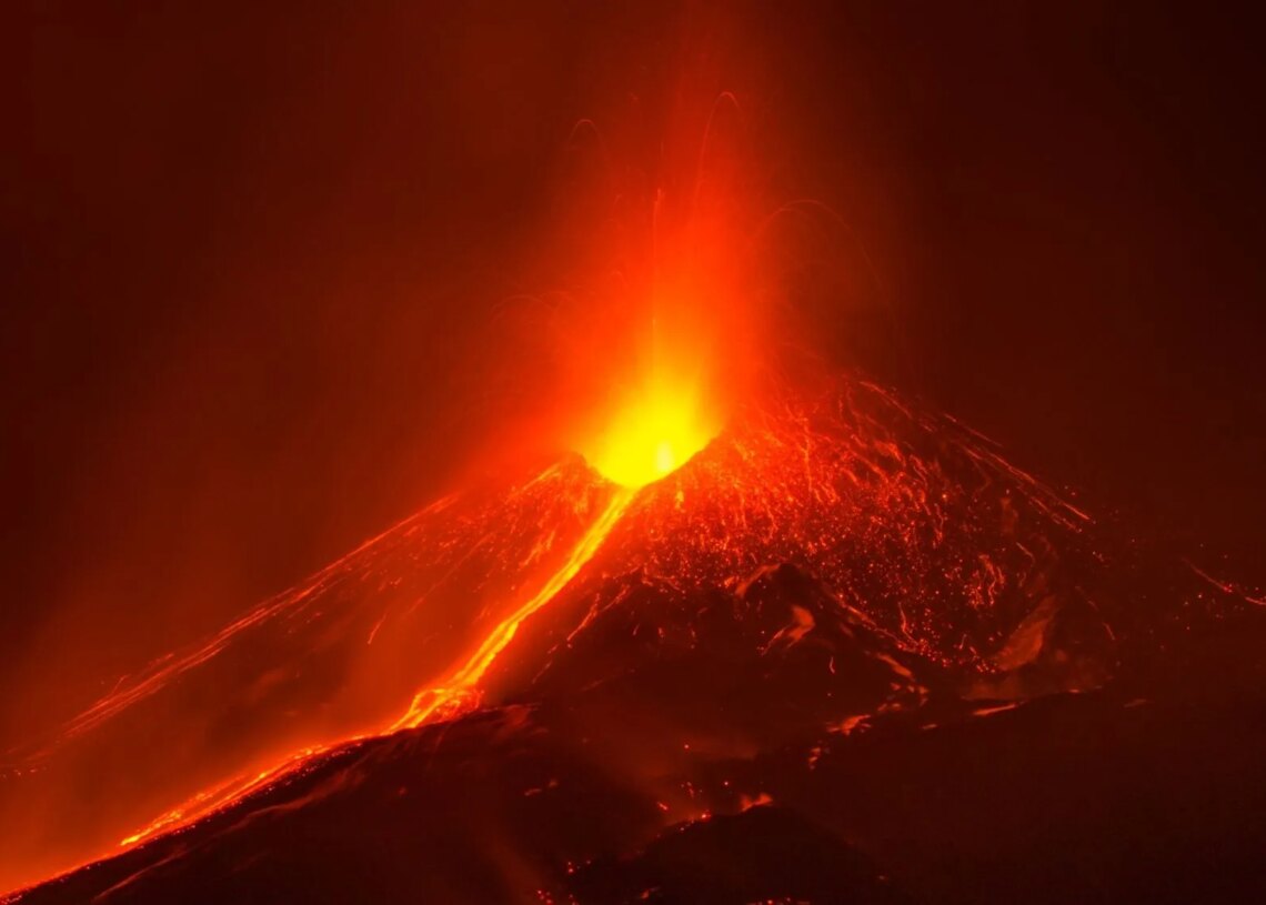 29-Year-Old Tourist Killed by Lightning While Hiking Sicily’s Active Mount Etna