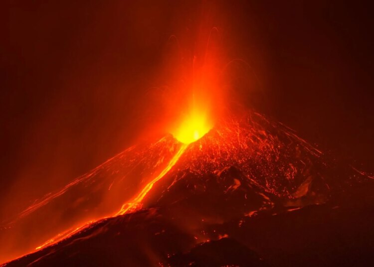 29-Year-Old Tourist Killed by Lightning While Hiking Sicily’s Active Mount Etna