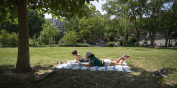 The best reading spots in D.C., from bookstores to the ballpark