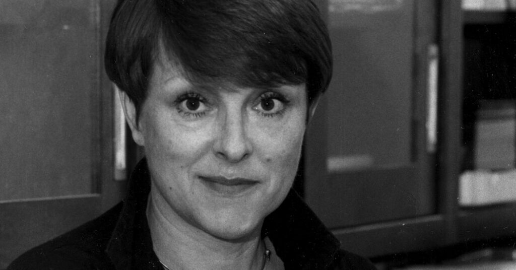 Olga Soffer, Fashion Maven Who Studied Caveman Couture, Dies at 83
