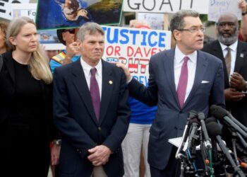 Charges Dropped in Reflecting Pool Case as Prosecutors Say Work Was ‘Botched’