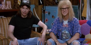 34 Years Ago, ‘SNL’ Apologized for This Wayne’s World Joke About Chelsea Clinton