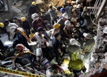 Rescuers scramble to find survivors as death toll in Colombia’s powerful earthquake rises