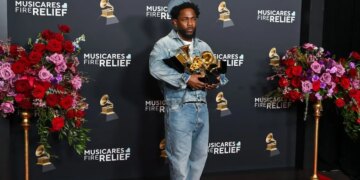 4 Times Kendrick Lamar Subtly Teased the Start to His Official Feud With Drake