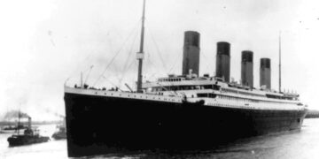 Auction of over 100 Titanic artifacts is blocked by a federal judge