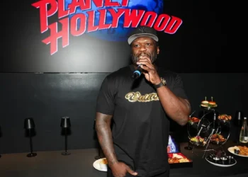 50 Cent Tells Rick Ross To ‘Drop a New Flavor of Wings’ After He Abruptly Cancelled Last Two Tour Dates