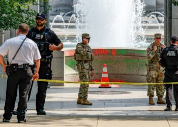 World War II Memorial on National Mall vandalized with graffiti and bubbles