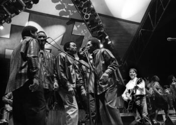 The joyful, complicated legacy of ‘Graceland’ at 40