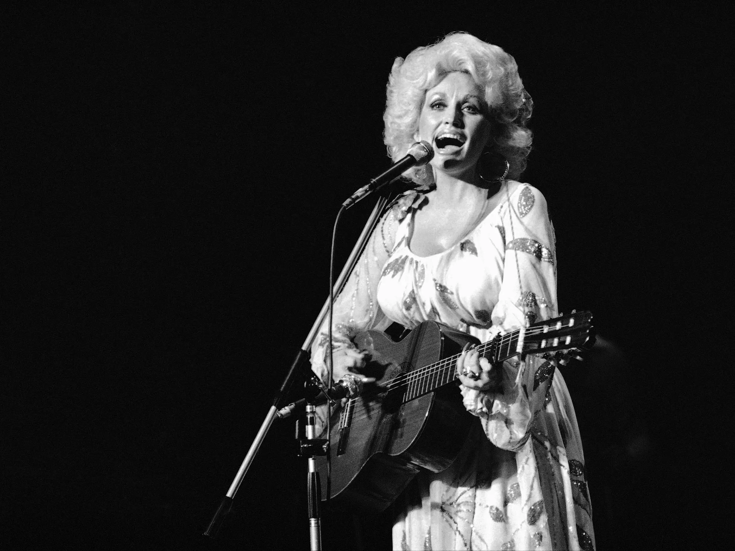 dolly parton young