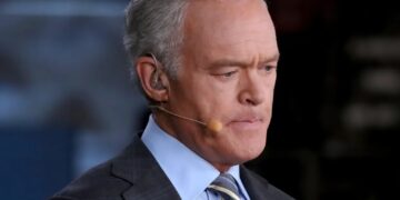 ’60 Minutes’ legend Scott Pelley knifed in the back — by his own partner