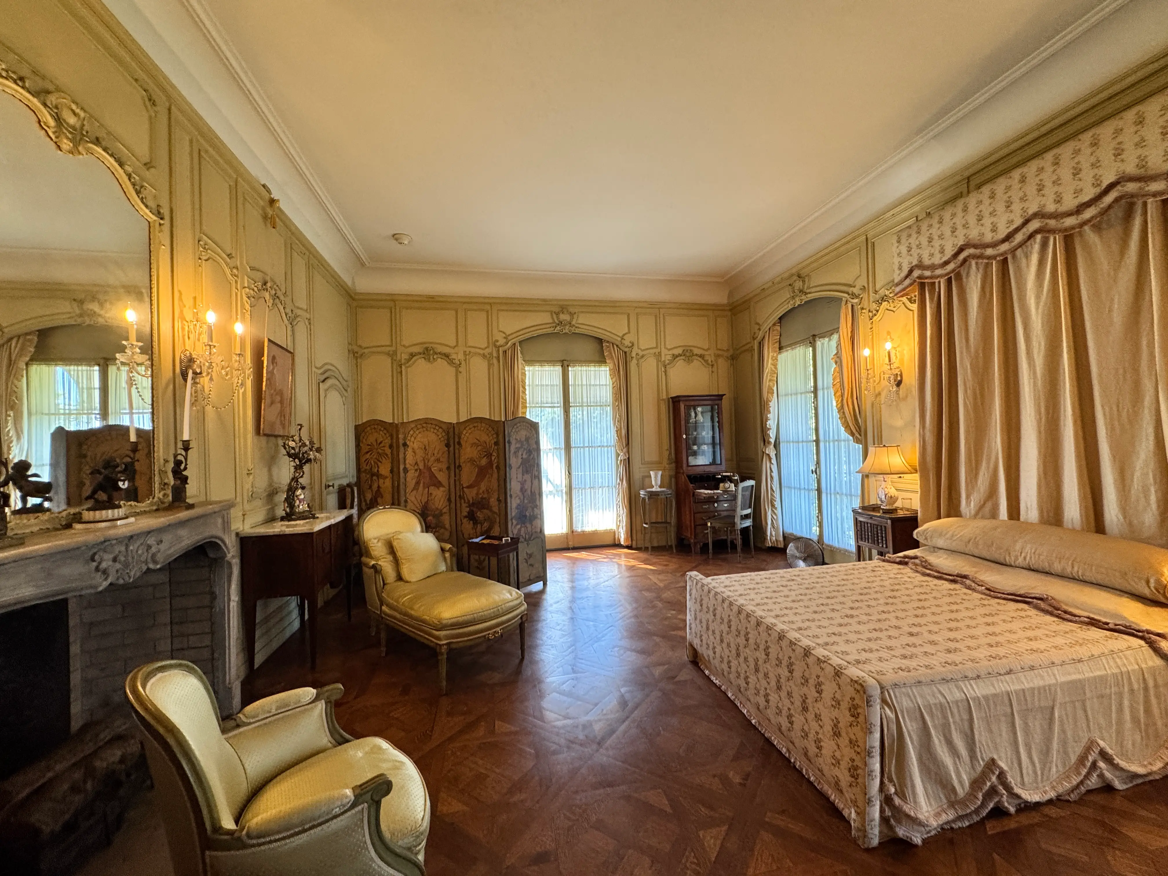 wife's bedroom vanderbilt