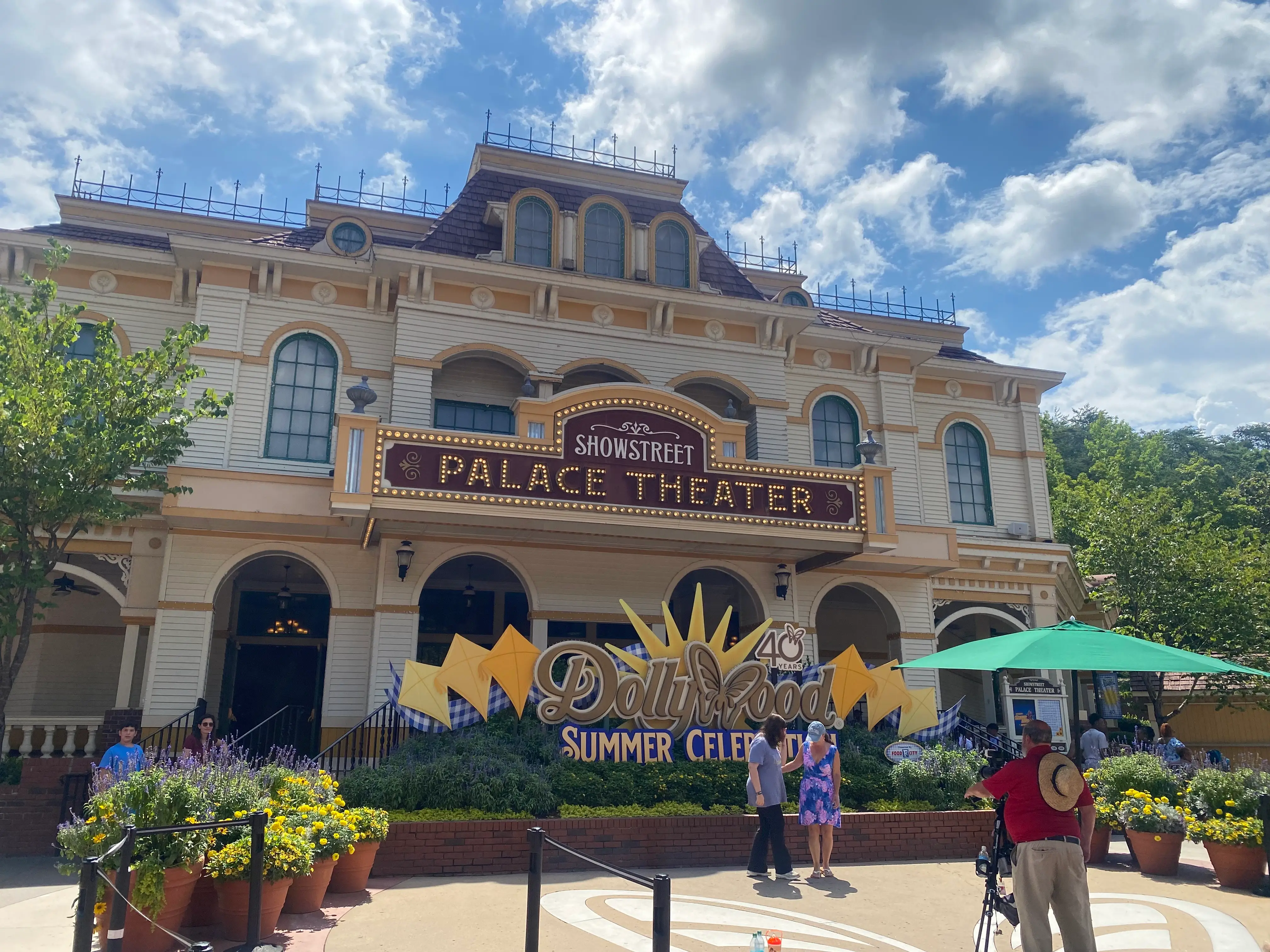 the front entrance to Dollywood with the Palace Theater