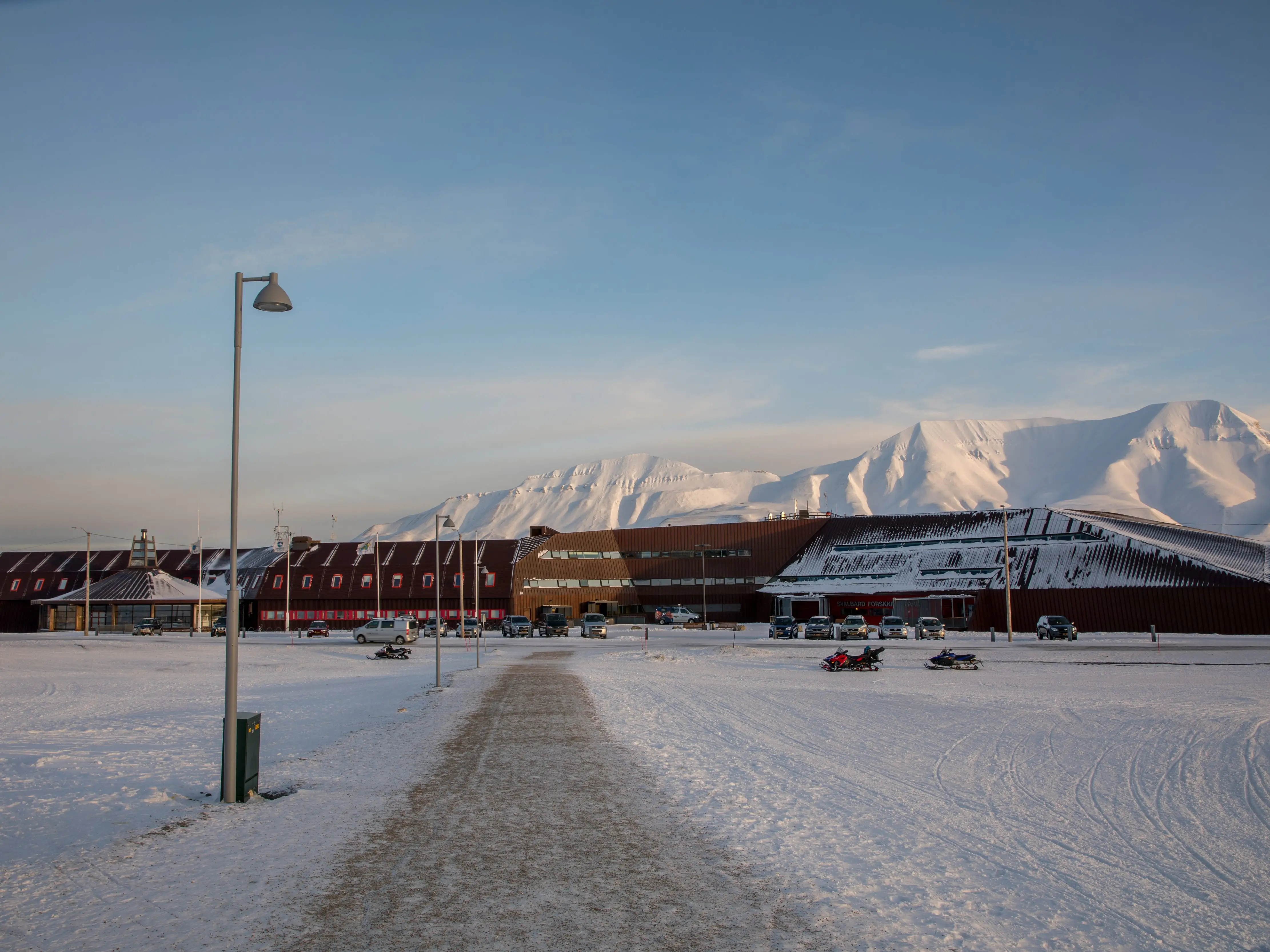 longyearbyen university