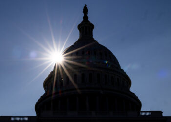 United States debt surpasses $40 trillion