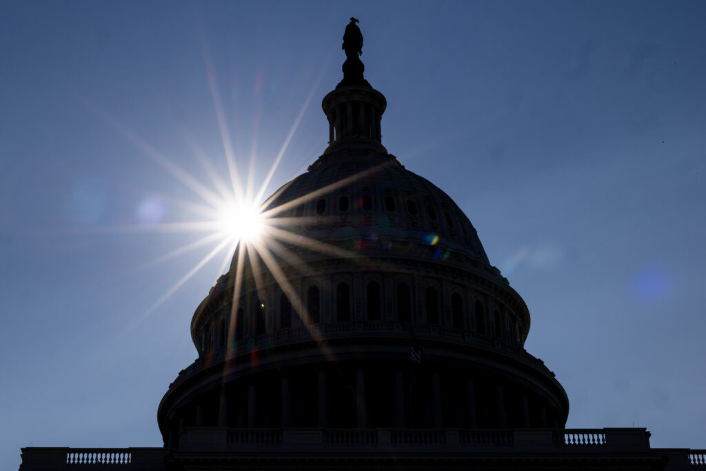 United States debt surpasses $40 trillion