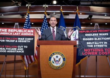 Trump says he’d ‘probably get along’ with Jeffries as House speaker