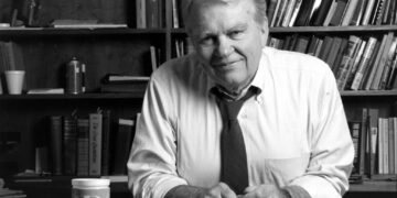 CBS wants a new Andy Rooney. It should study the original first.