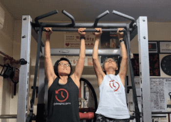 The family treating healthy aging like a team sport