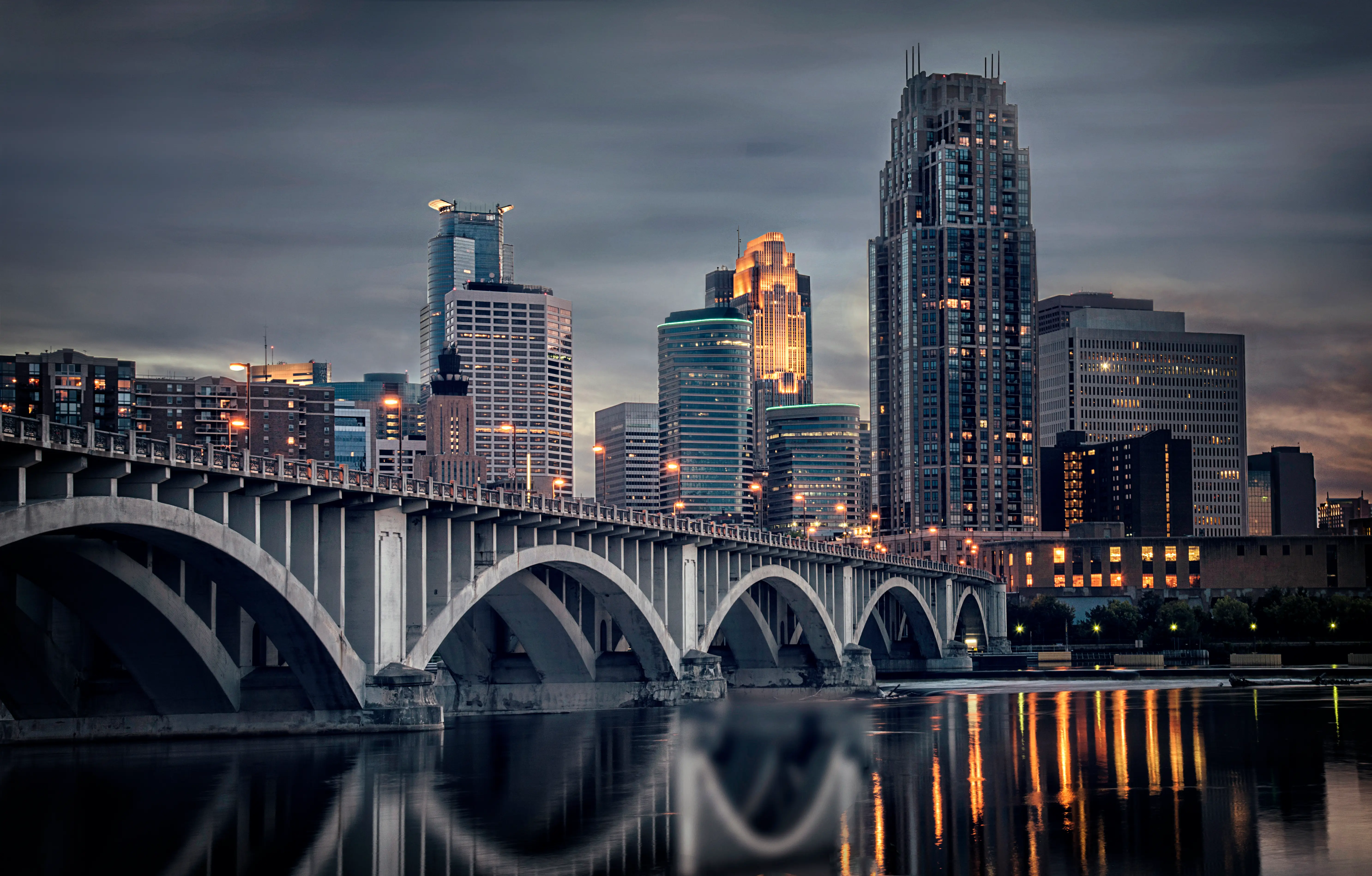 City view of Minneapolis by the 3rd Avenue Bridge