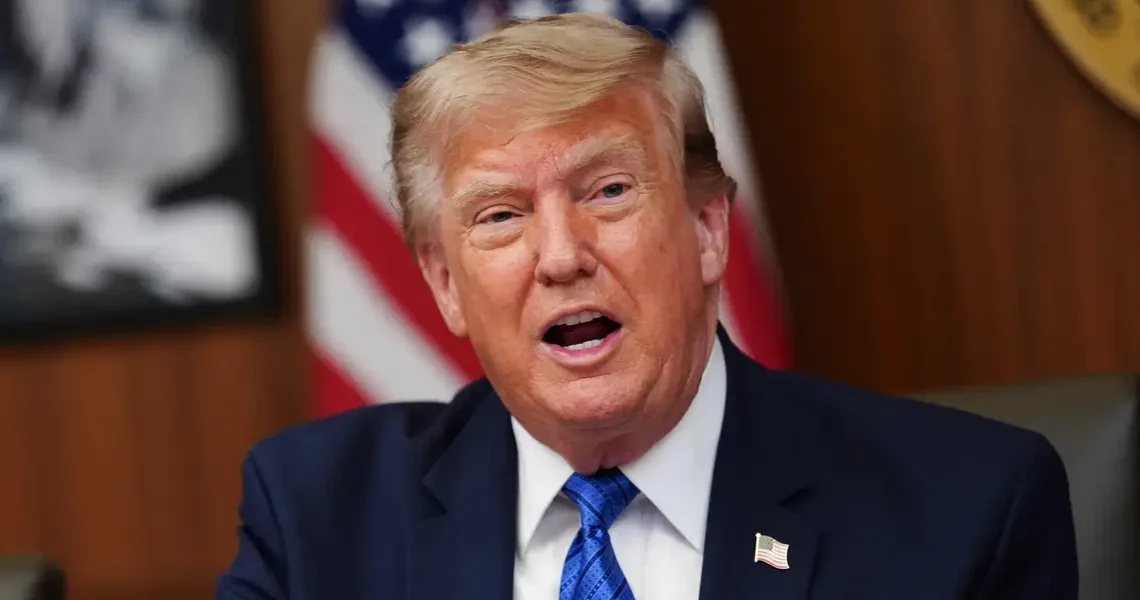 What smart people are saying about Trump Media charging for early access to the president’s Truth Social posts