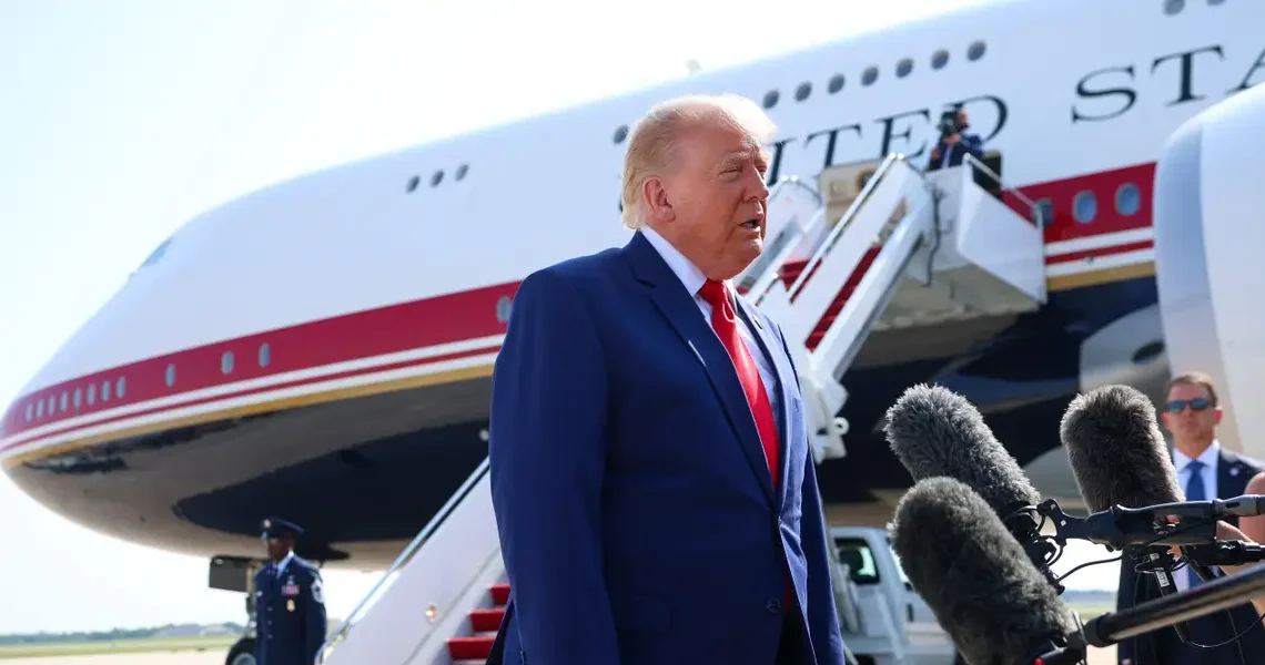 All the president’s rides: Photos show the planes, helicopters, and other White House vehicles used by Donald Trump