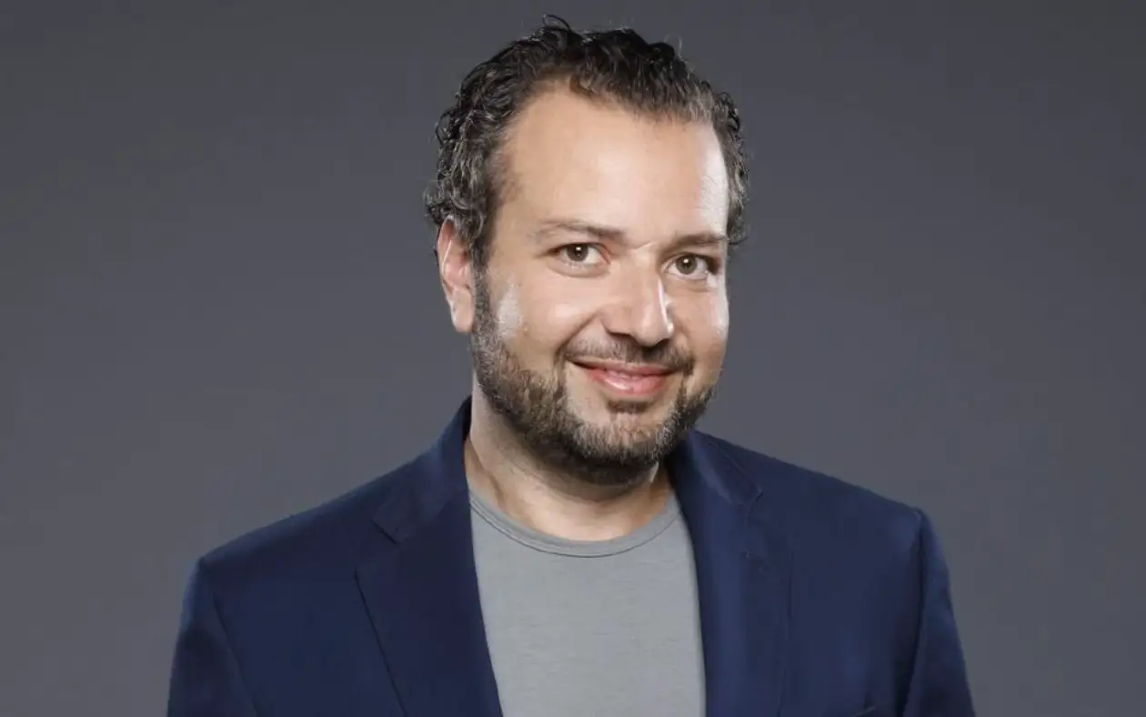 Ashraf Alkarmi  headshot