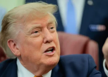 ‘Great grass’: Trump plugs Scotts Miracle-Gro, a company that he says did the White House a favor