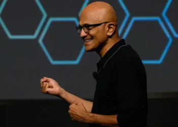 Microsoft is retiring its peer-feedback tool as it overhauls employee reviews, an internal message shows