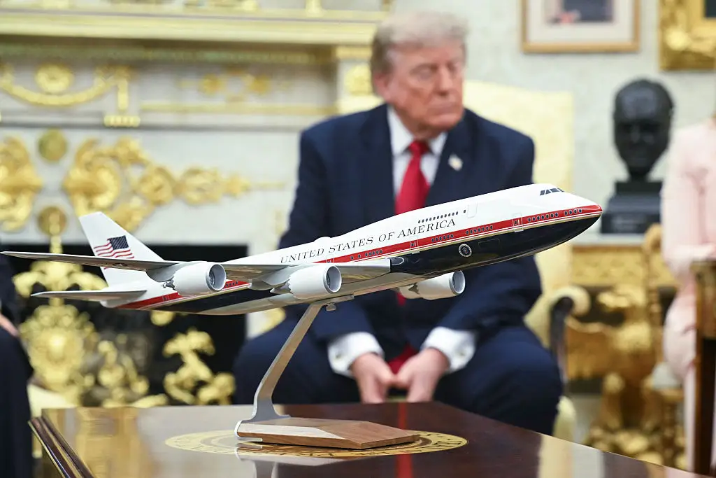 A model of the new Air Force One plane in the Oval Office.