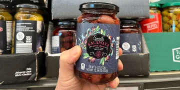I’m a dietitian who loves Aldi. I rely on these 11 staples to feed my family of 4 on a budget.