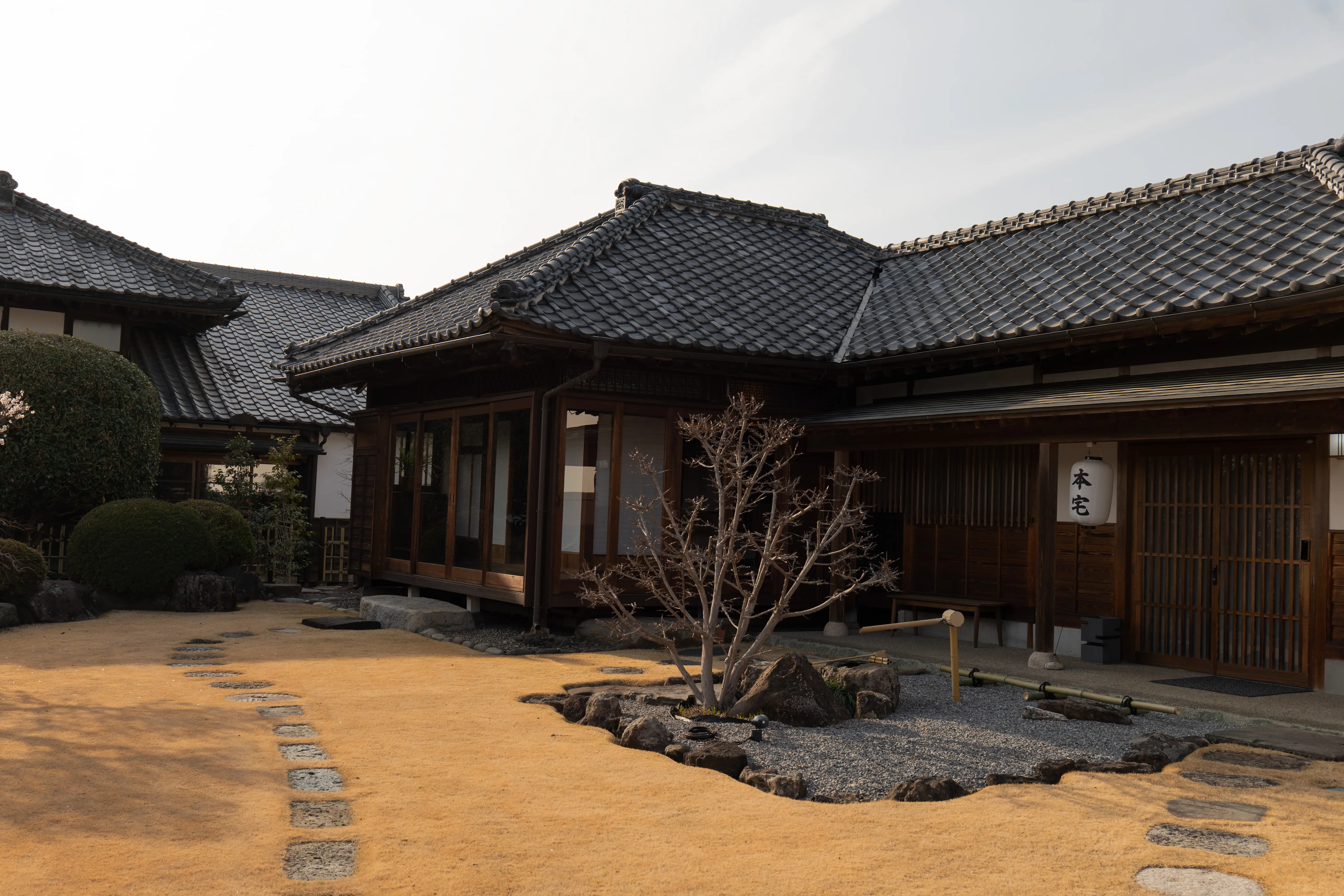 Iizukatei used to be a house belonging to a prominent Japanese family.