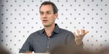 Googlers react to Jeff Dean’s shock departure: ‘Google is finally open-sourcing him for humanity’