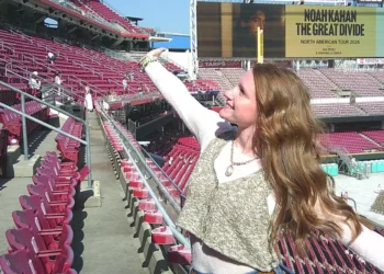 My 19-year-old daughter drove 500 miles for a concert. It taught me how to parent an emerging adult.