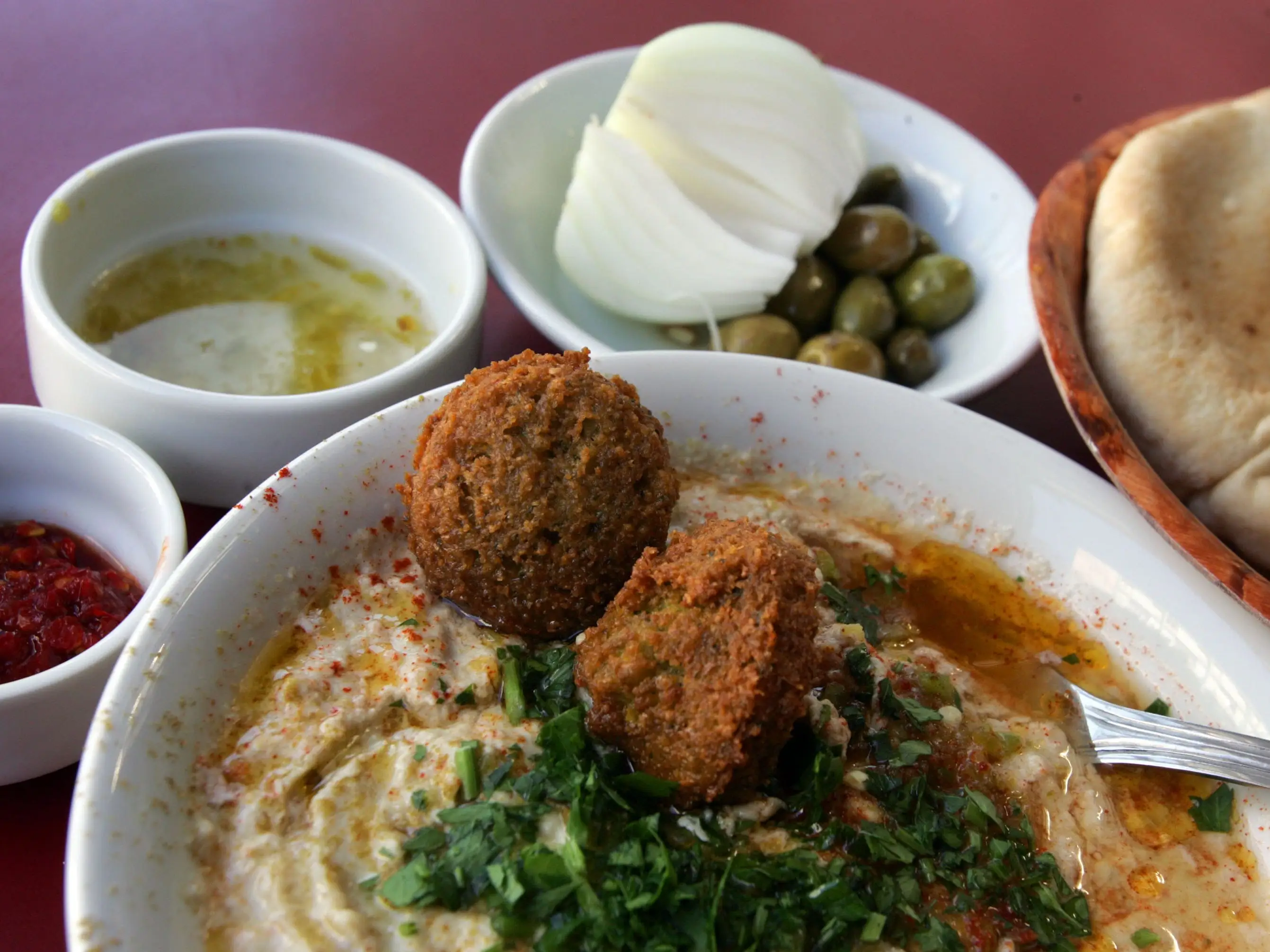 falafel hummus bowl