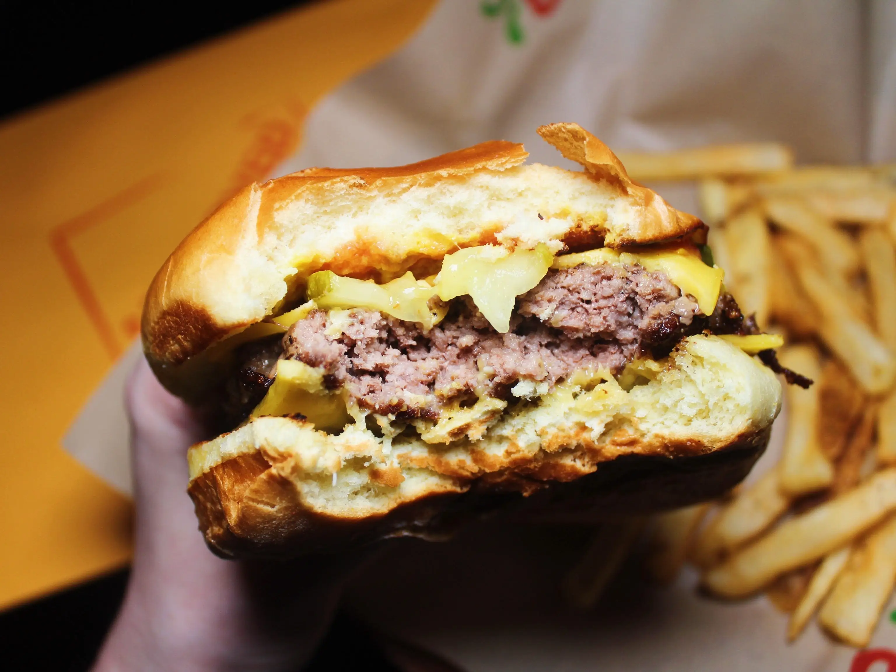 chilis big qp burger
