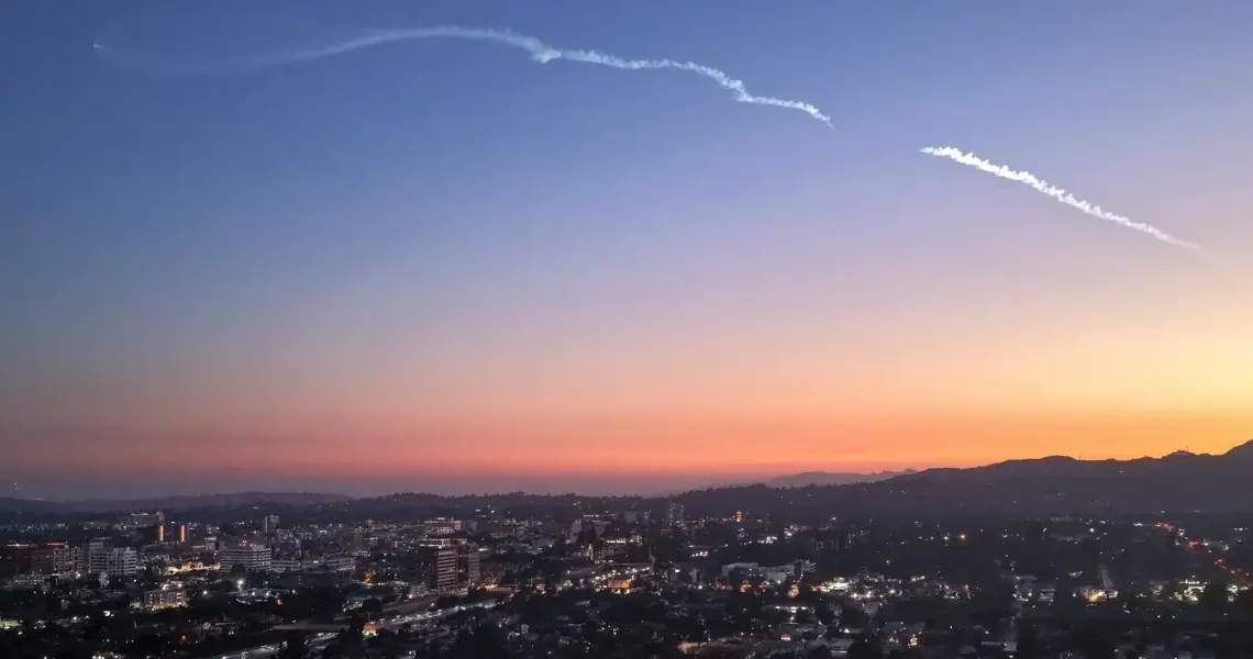 Starlink’s mobile ambitions could run into a wall of steel and concrete