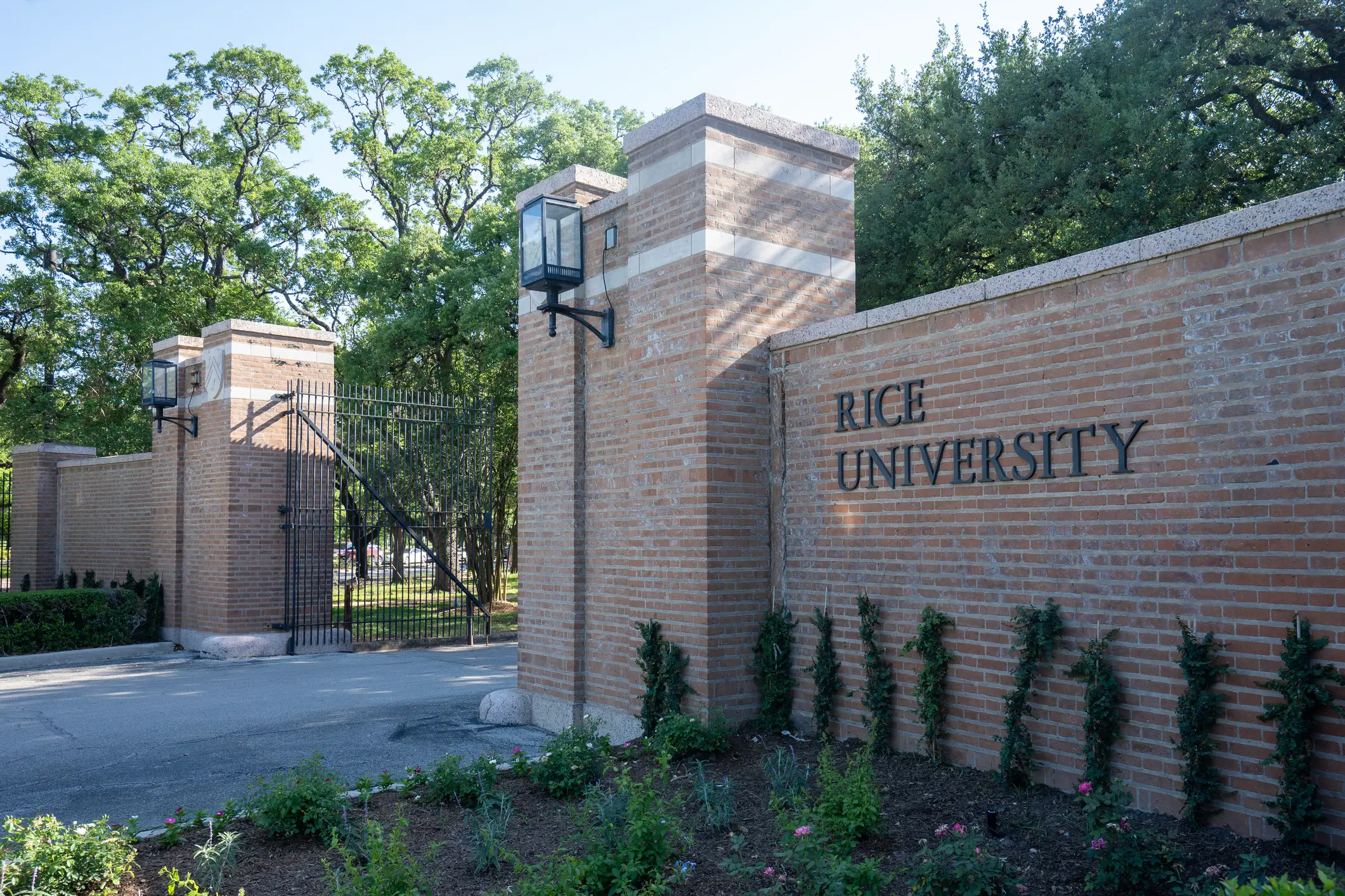 The main brick entrance to Rice University.