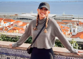 I spent years building a ‘perfect’ life and career in Chicago. Then, I left it all behind to move to Portugal.