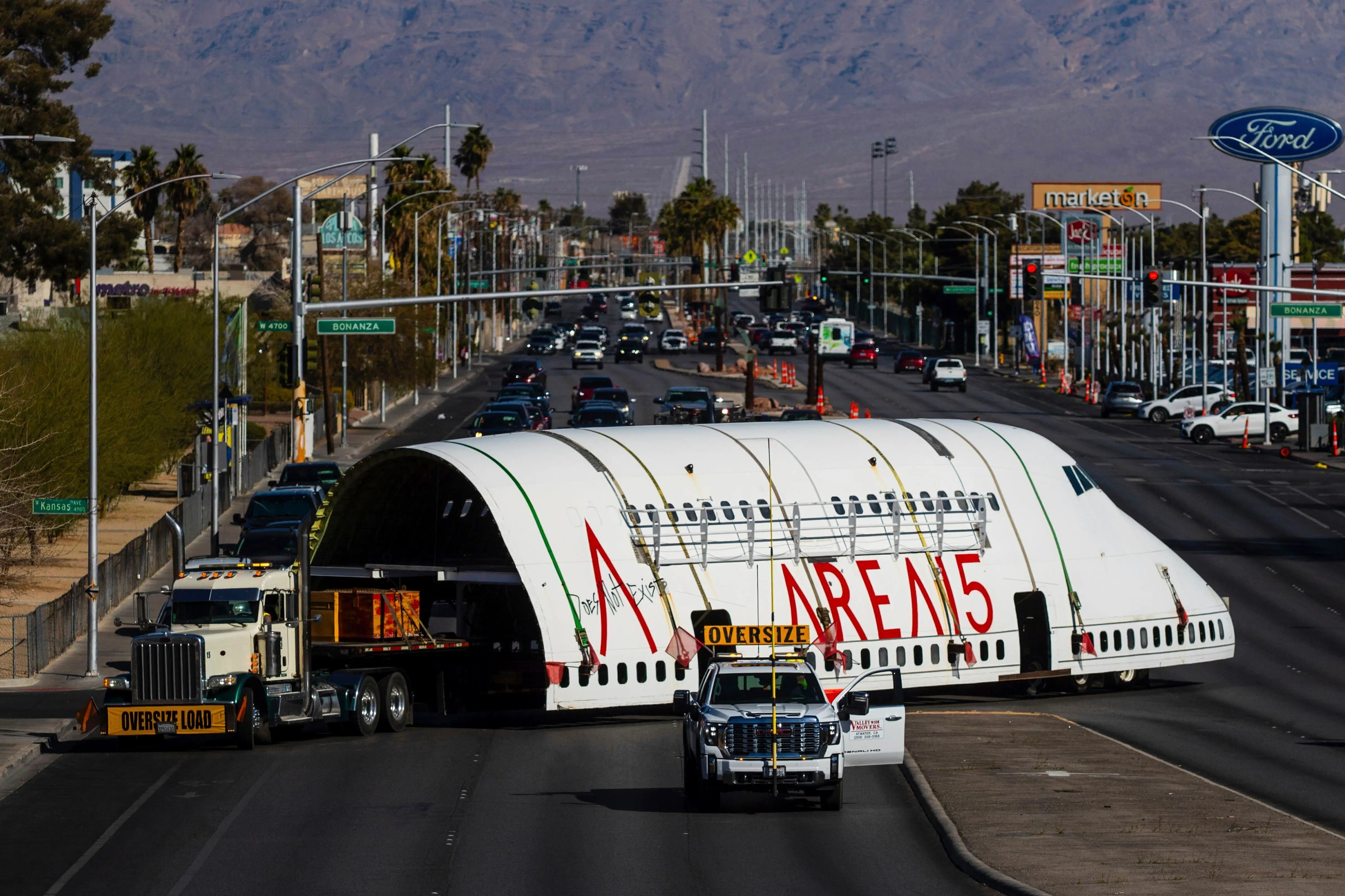Area15 747 traversing the streets of Las Vegas.