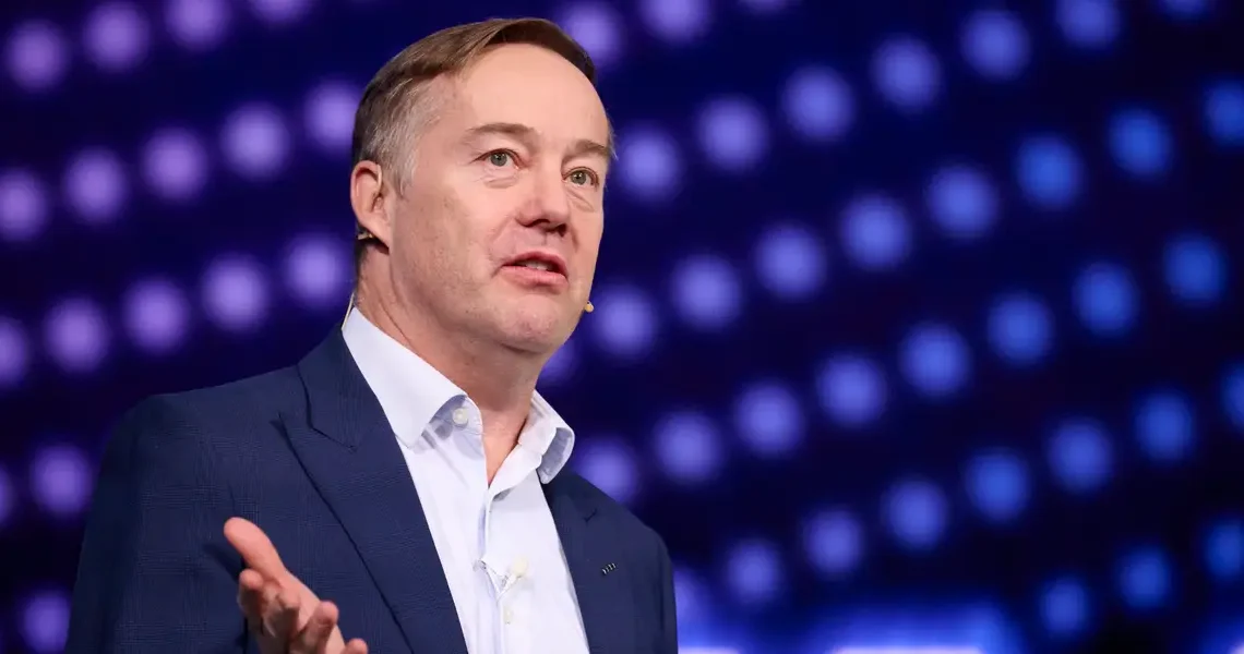 VC Jason Calacanis says having Starlink WiFi is more important than price, time, or route when he flies