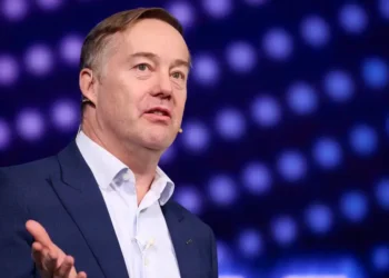 VC Jason Calacanis says having Starlink WiFi is more important than price, time, or route when he flies