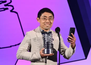 YouTube star Cliff Tan apologizes to angry fans after promoting AI for interior design