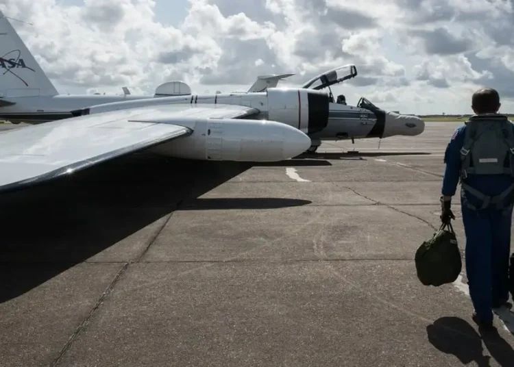 A special high-altitude NASA plane will chase the solar eclipse at 50,000 feet. Take a look.