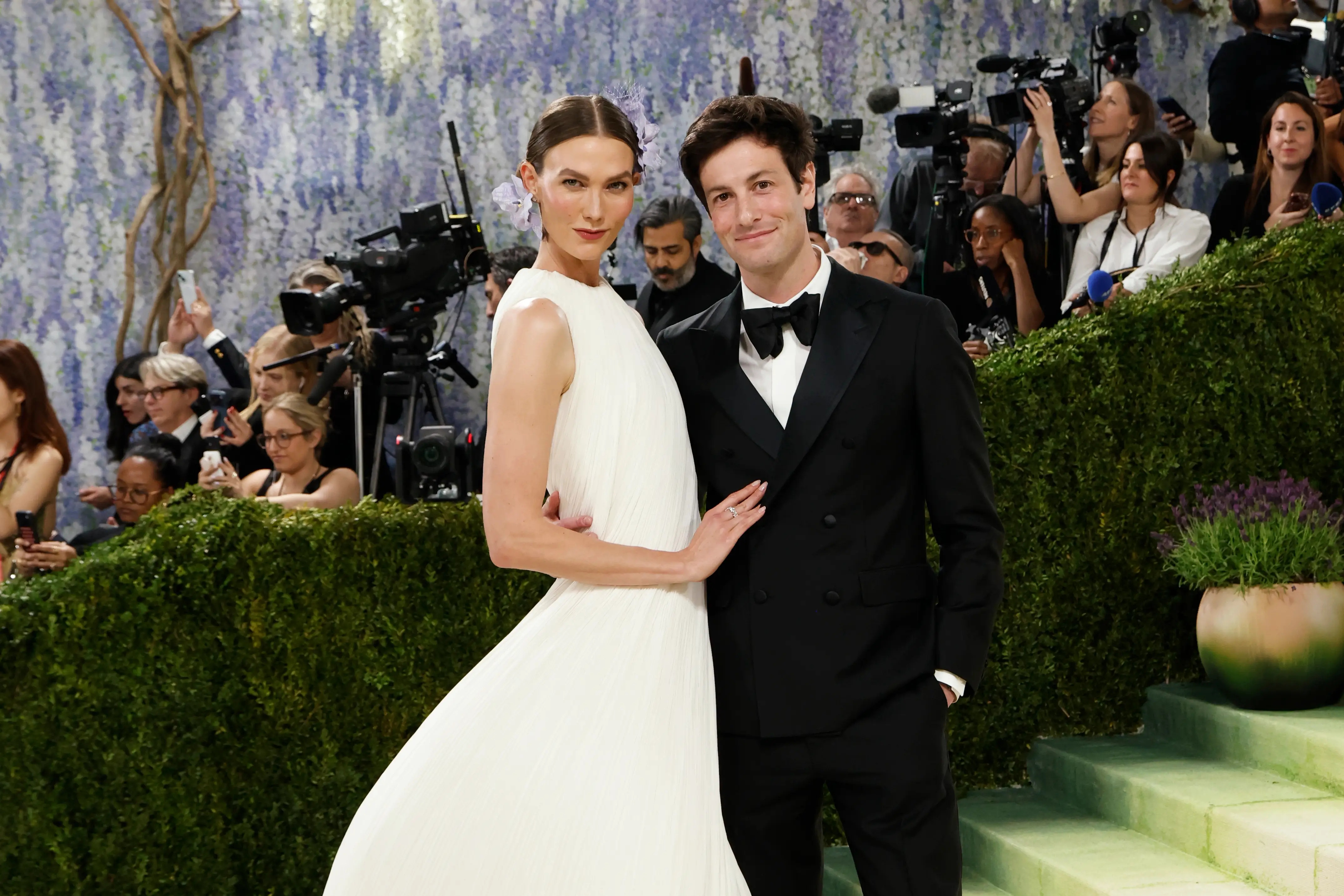 Karlie Kloss and Joshua Kushner.