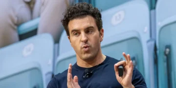 Airbnb CEO Brian Chesky says there’s one thing Silicon Valley needs to do to change Americans’ minds on AI
