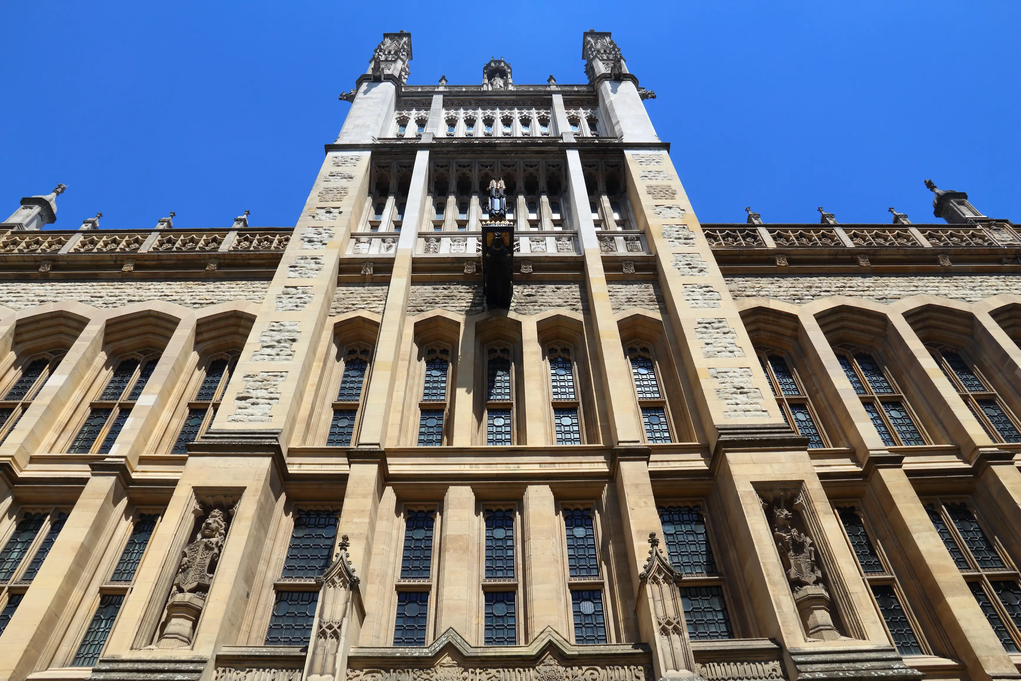 Facade of the Maughan Library of King's College London.