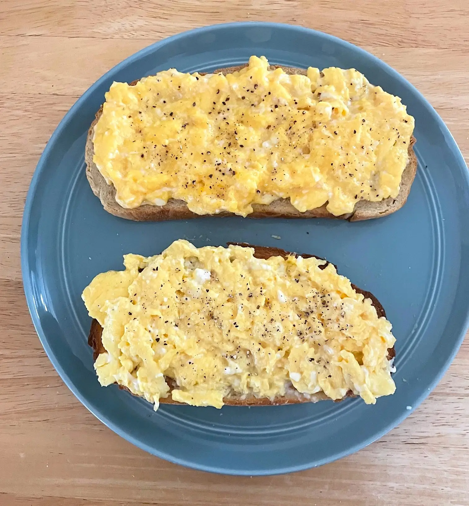 Martha Stewart's scrambled eggs made with clarified butter
