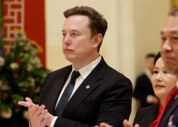 Tesla ends 3-year strike in Sweden by throwing money at it