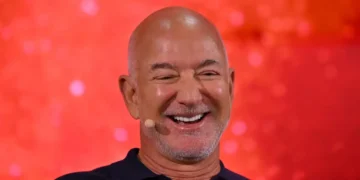 Jeff Bezos buys part of Liverpool Football Club