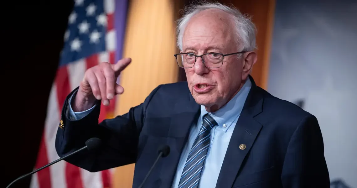 Older student-loan borrowers are at risk of losing a chunk of their Social Security. There’s a new bill to prevent that.
